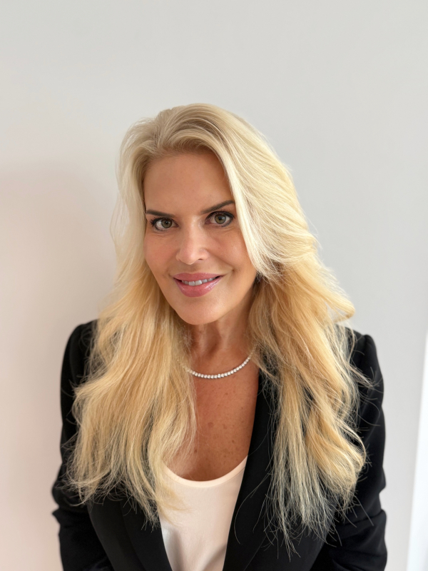 Kelly Sepcic Pfeil